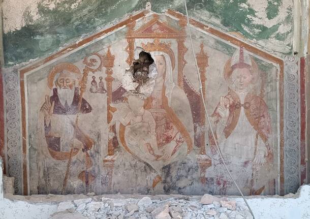 affreschi chiesa bobbiate