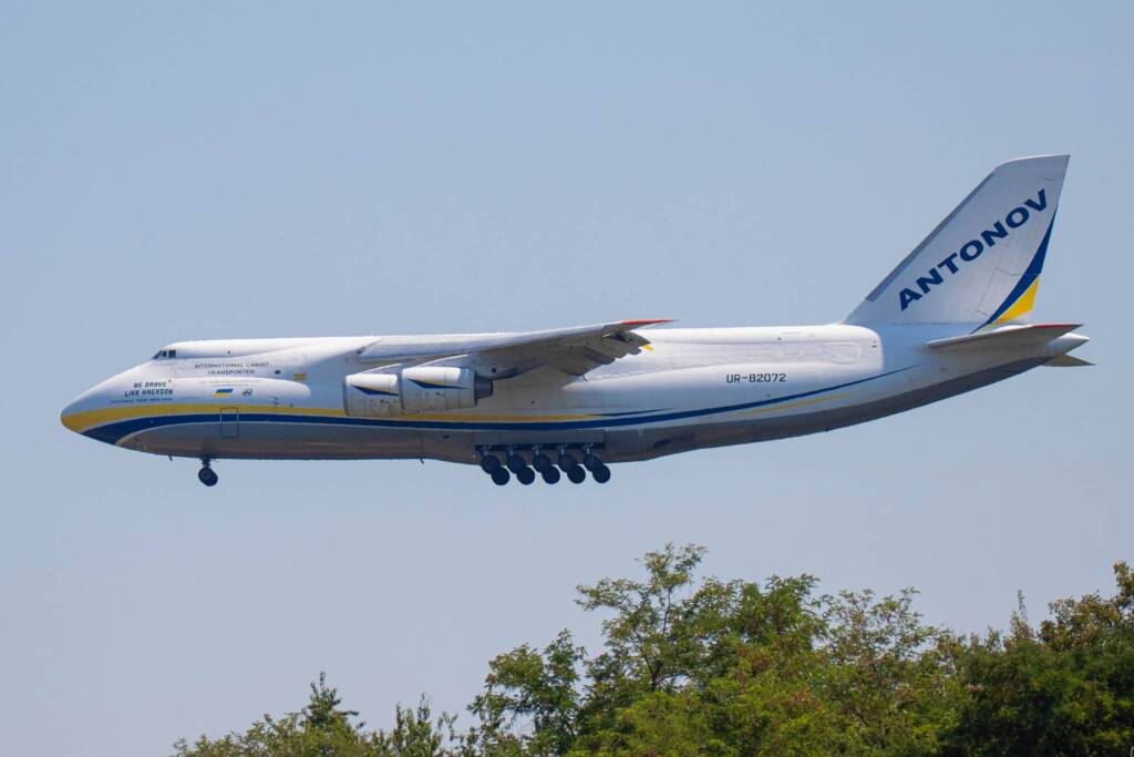 Antonov An-124-100 Ruslan