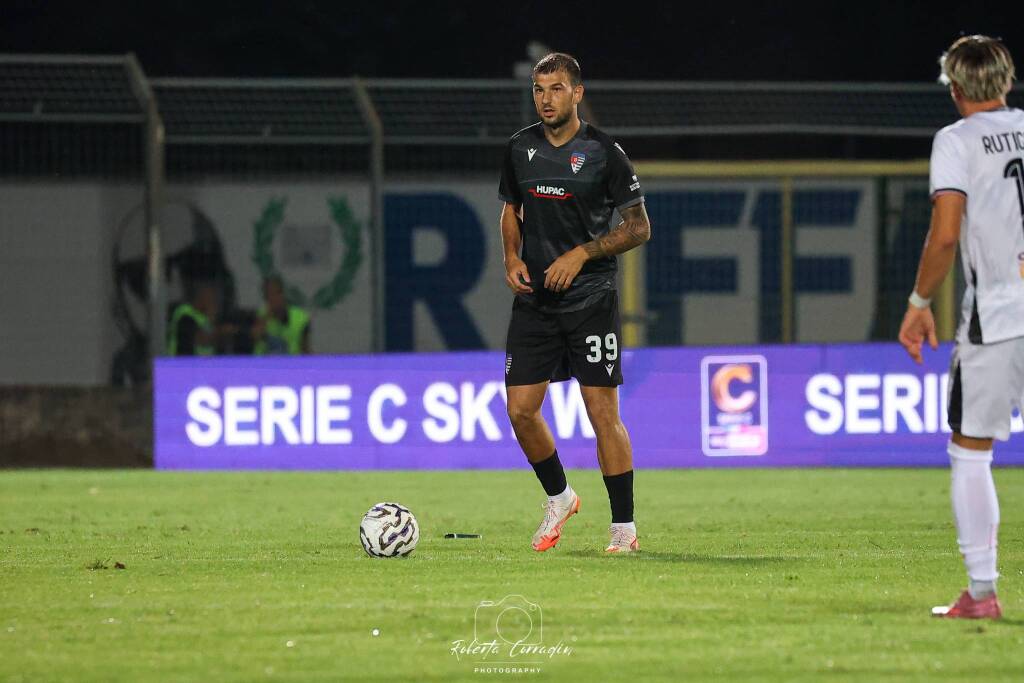 calcio pro patria pro vercelli 2-3
