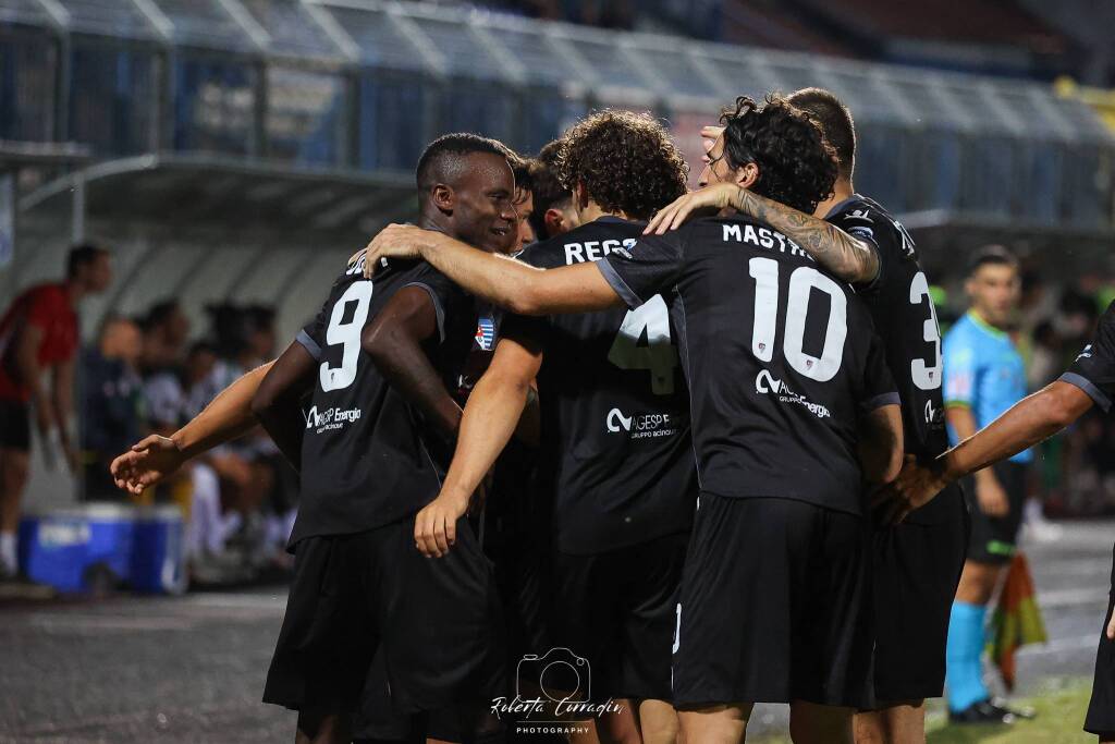 calcio pro patria pro vercelli 2-3