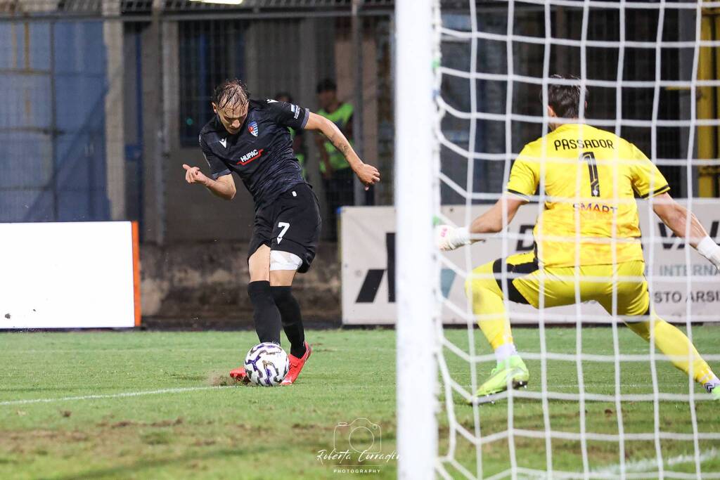 calcio pro patria pro vercelli 2-3
