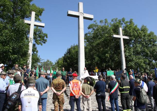 La grande festa degli Alpini al Campo dei Fiori