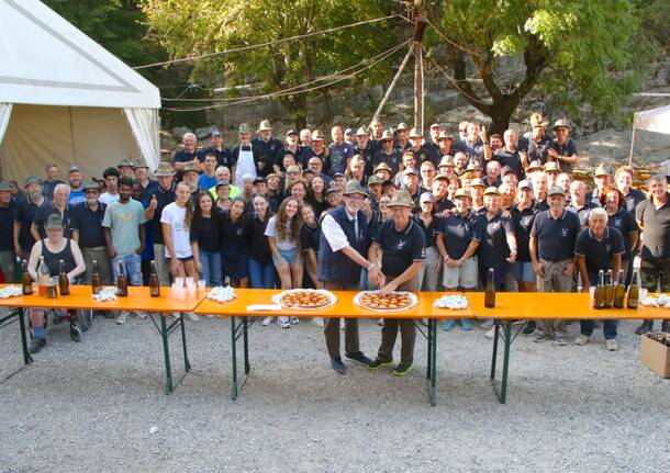 La grande festa degli Alpini al Campo dei Fiori