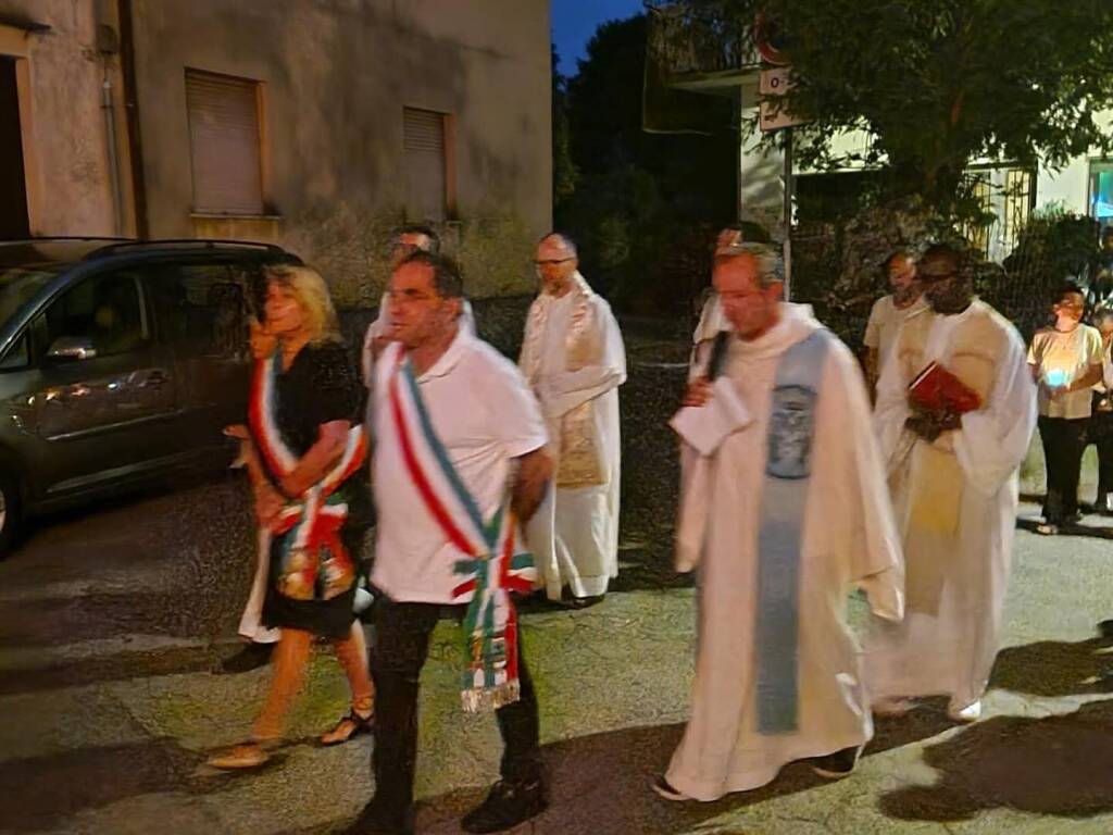 La processione di Sesto Calende