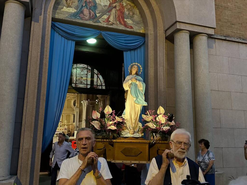 La processione di Sesto Calende