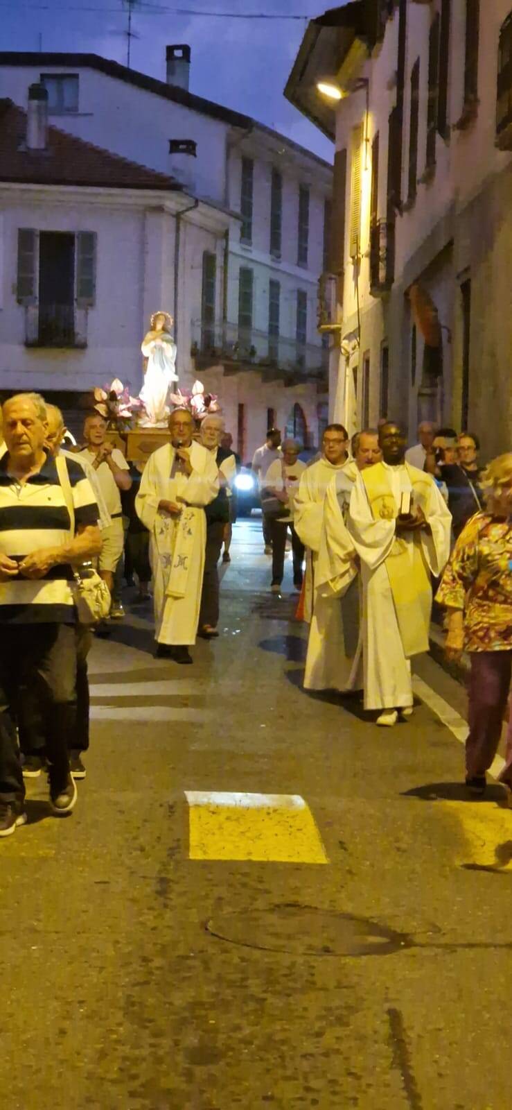 La processione di Sesto Calende