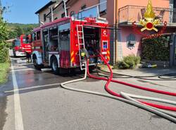 Incendio tetto a Vergiate