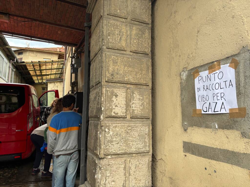 Da Varese tonnellate di cibo per Gaza