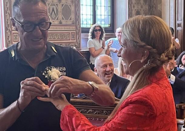 Festa in Polizia Locale a Legnano per le nozze di Marco Rossetti