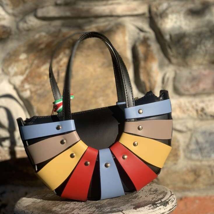 Gli Ambulanti di Forte dei Marmi® colorano il ferragosto di Angera