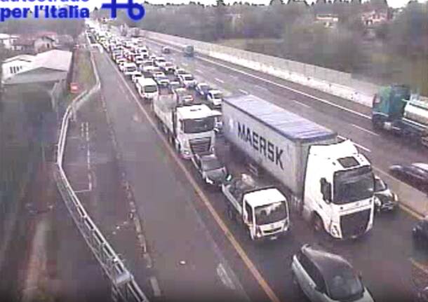 incidente autostrada traffico