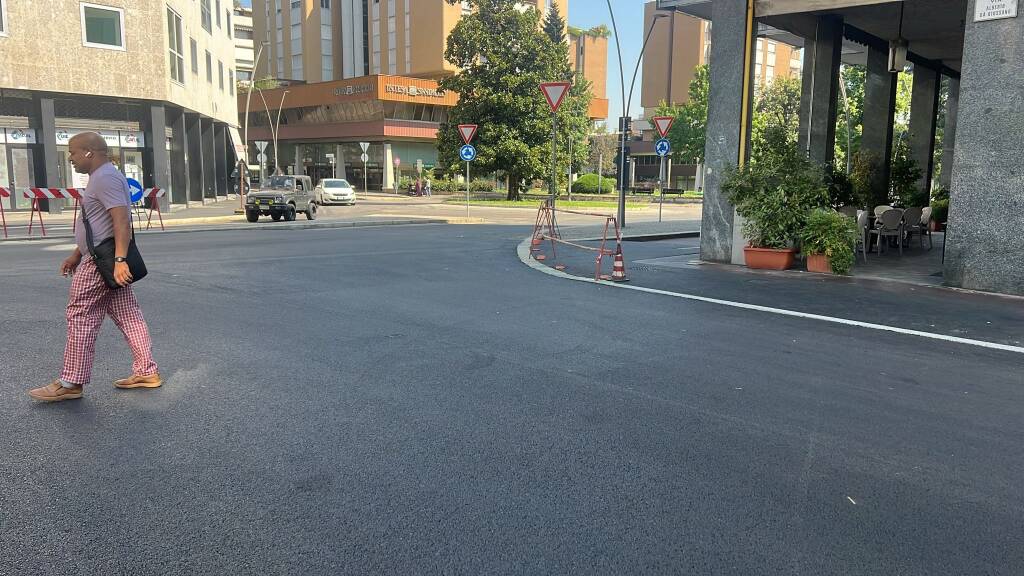 Incrocio via A. Giussano corso Italia a Legnano 