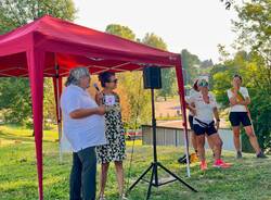 L'arrivo del Kaki Bike Tour a Travedona Monate