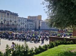 La partenza del 21 Motoadunata degli alpini
