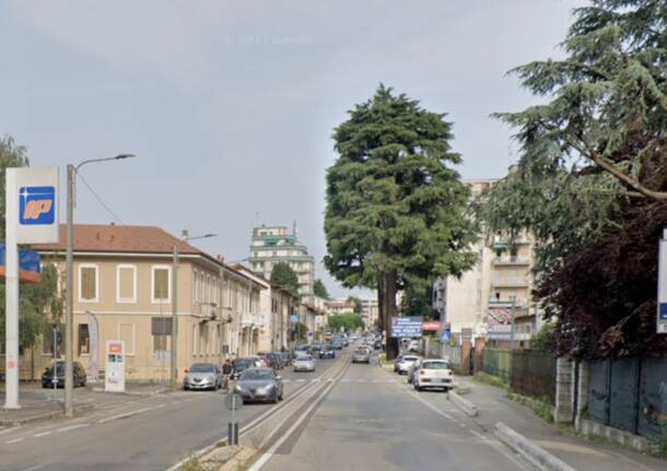 via milano somma lombardo sempione 