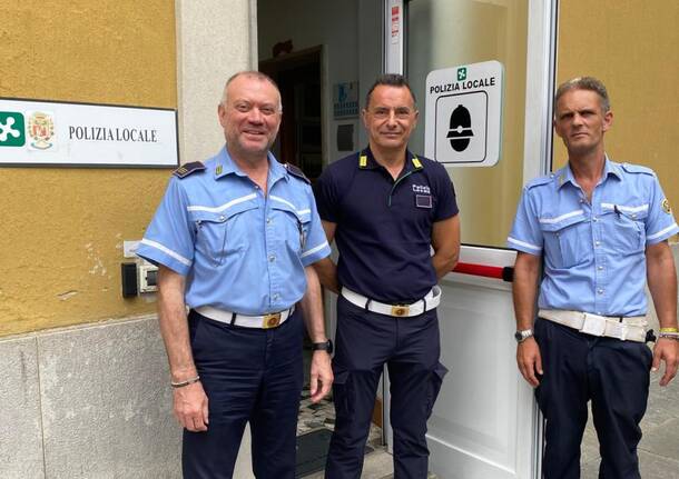 Albizzate ha un nuovo vigile, il sindaco al lavoro per il progetto “cittadini-osservatori” per la sicurezza