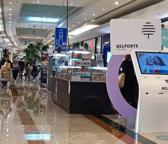 Allagamento centro commerciale iper belforte varese