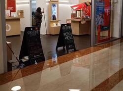 Allagamento centro commerciale iper belforte varese