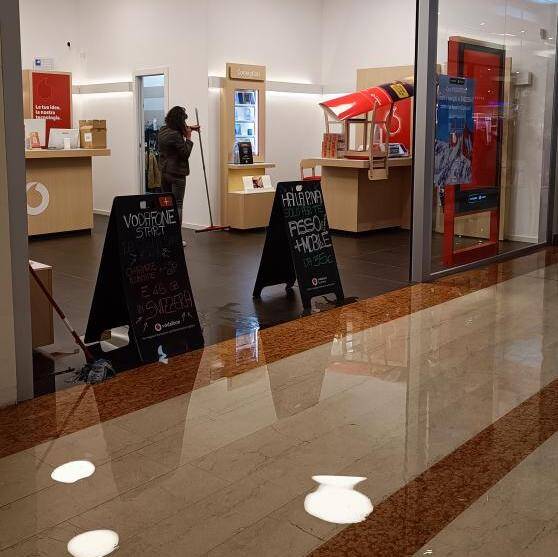 Allagamento centro commerciale iper belforte varese
