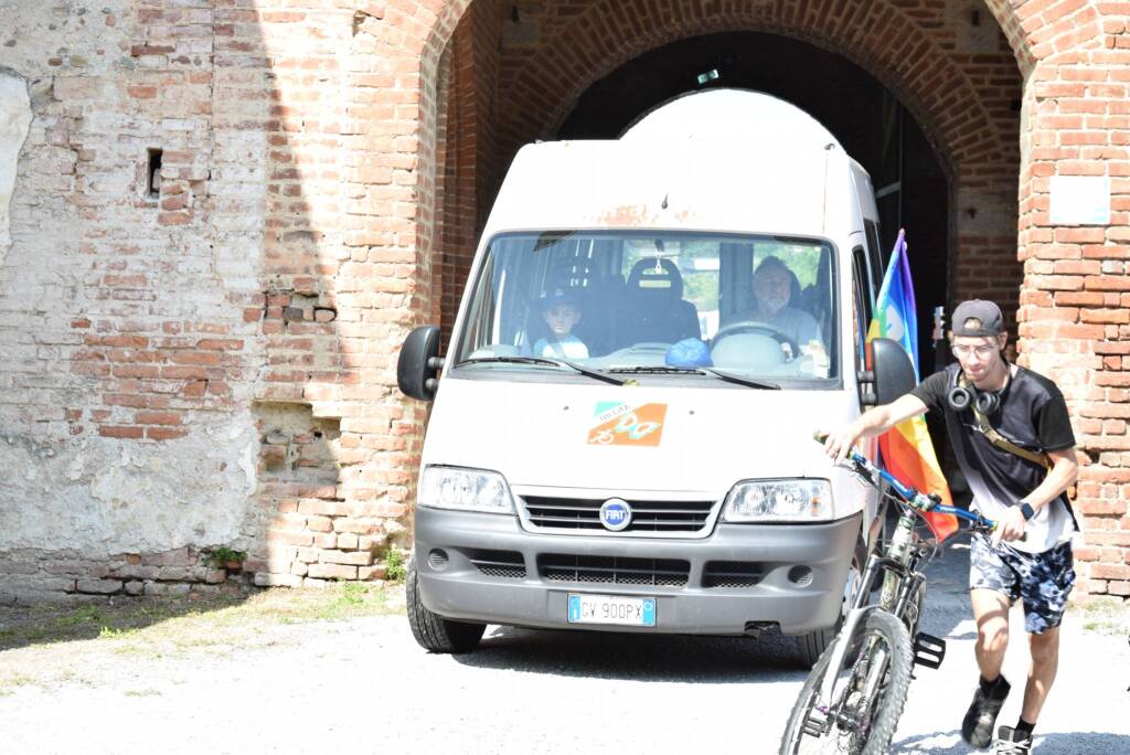 Bicincittà: una biciclettata a Legnano fra intitolazioni, storia e novità come la velostazione