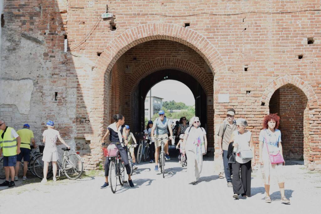 Bicincittà: una biciclettata a Legnano fra intitolazioni, storia e novità come la velostazione