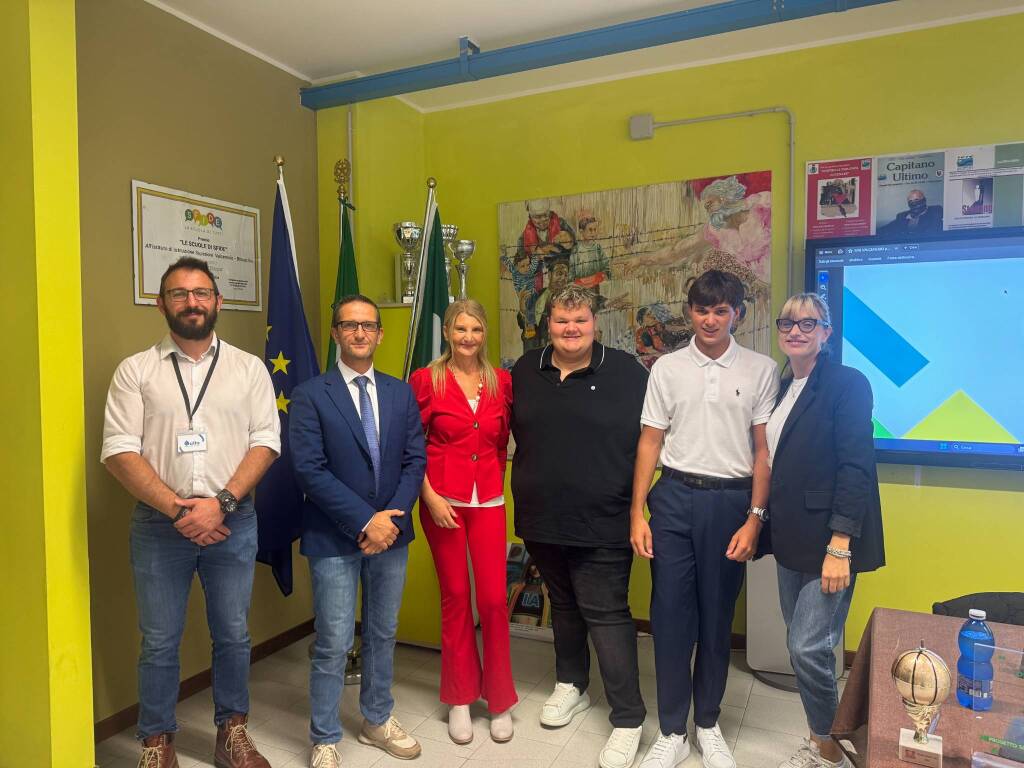 Bisuschio - Il presidente di Alfa all'Isis Valceresio