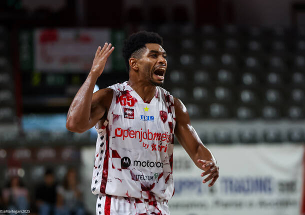Amichevole a Masnago: Openjobmetis - Bergamo 102-81