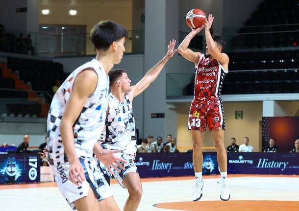 Openjobmetis KO in amichevole a Tortona