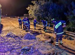 Maltempo in provincia di Como, il lavoro dei vigili del fuoco