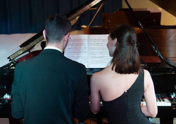 Momenti musicali 2025-26: \"Concerto a due pianoforti\", tra classica e jazz