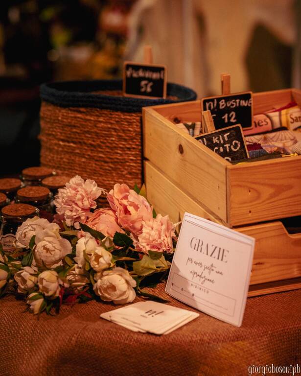 Creanza Vintage Market
