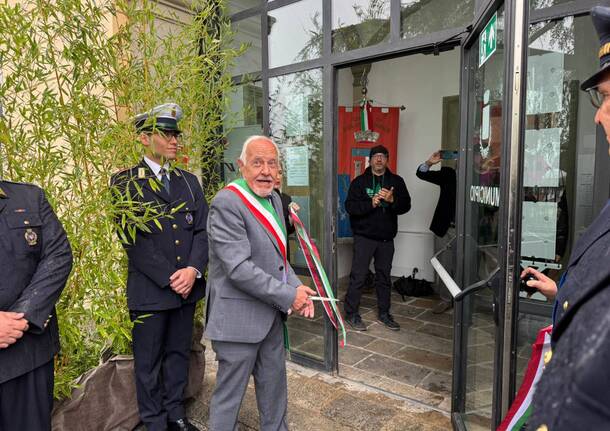 Cugliate Fabiasco inaugura il nuovo municipio nella storica Villa Maria