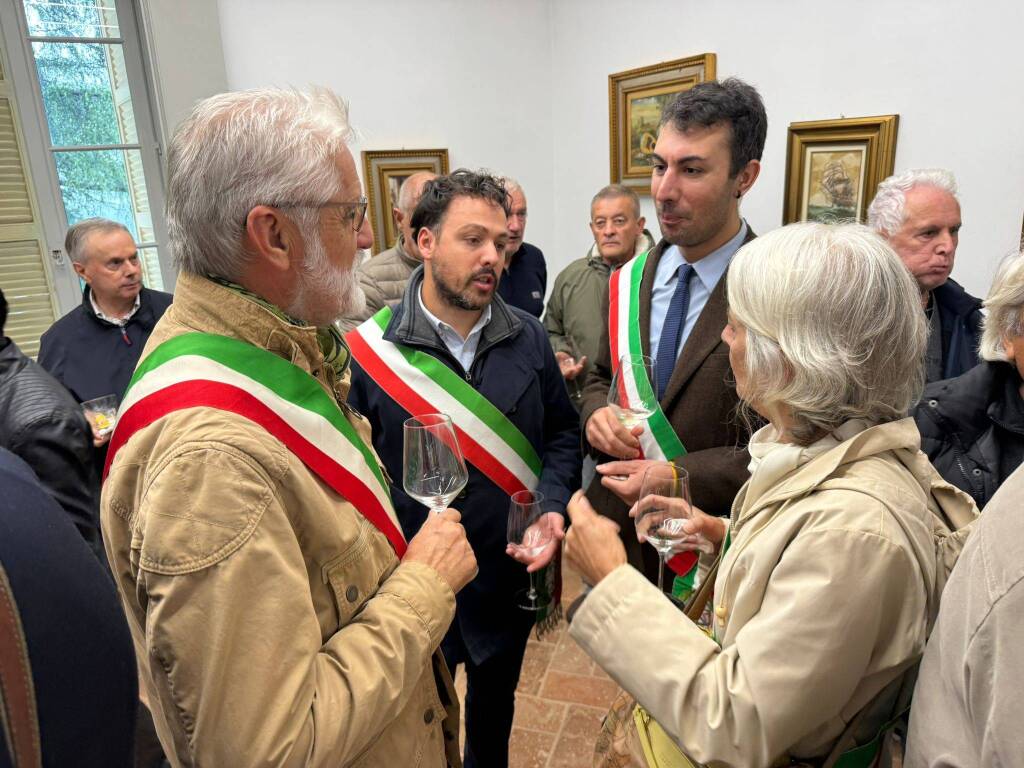 Cugliate Fabiasco inaugura il nuovo municipio nella storica Villa Maria