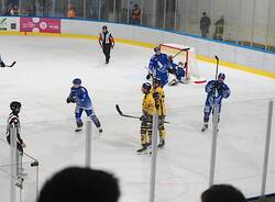 Hockey: le foto dei Mastini Varese contro Fassa