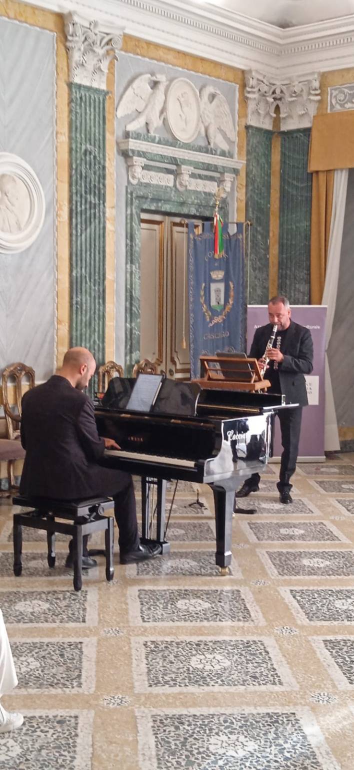 Il Duo Mercadante chiude in bellezza la stagione musicale di Casciago