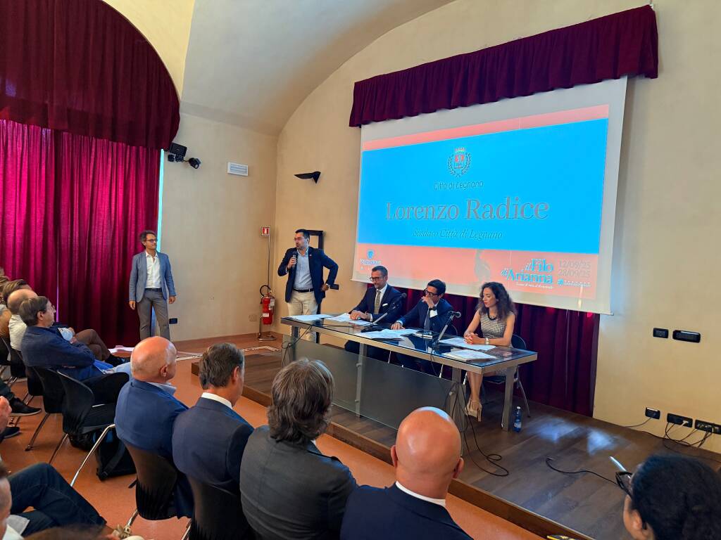 Inaugurata a Palazzo Da Perego a Legnano la mostra “Il filo di Arianna”