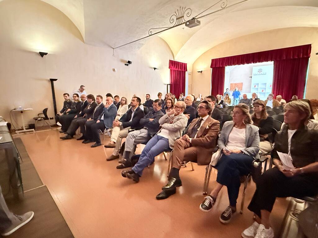 Inaugurata a Palazzo Da Perego a Legnano la mostra “Il filo di Arianna”