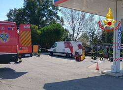 Incendio in un distributore a Colturano