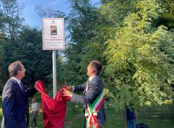 Intitolato il giardino fra le vie Abruzzi e Arezzo a don Luigi Luigi Giussani