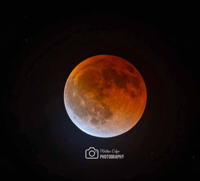 La luna rossa - foto dei lettori