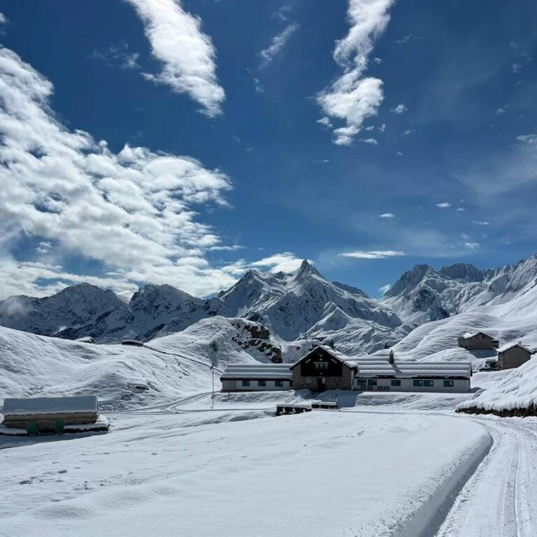 La prima neve di fine 2025 in val Formazza