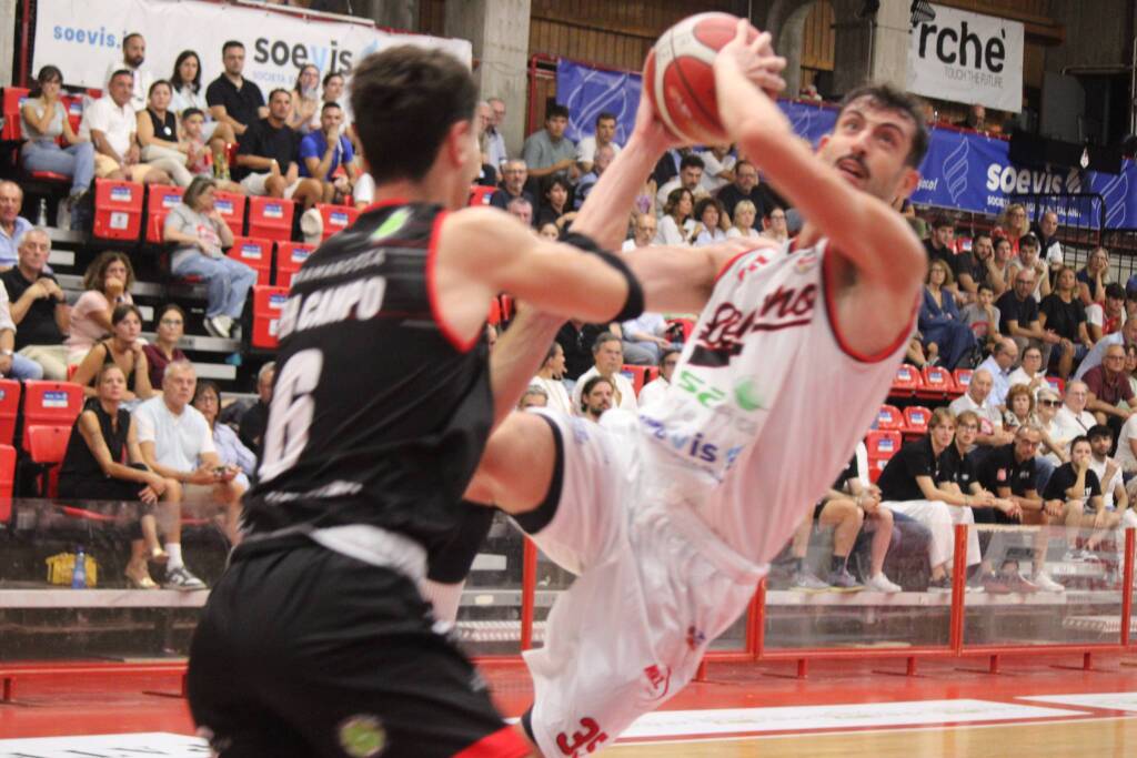 La sfida tra Legnano e Vicenza - Foto by Alessandro Bernasconi