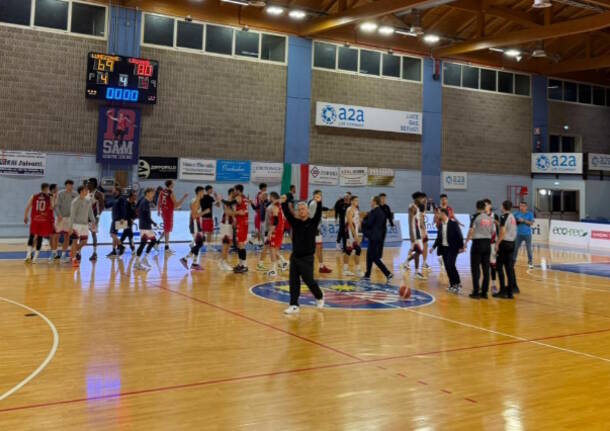 La sfida tra Lumezzane e Legnano Basket