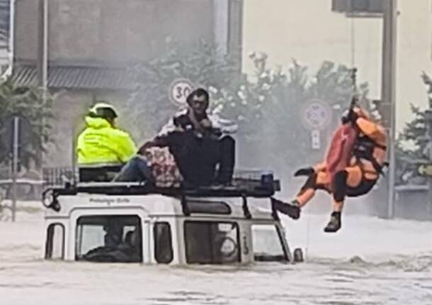 Maltempo a Como: smottamenti a Blevio e Colonno