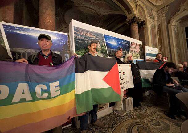 Le manifestazioni per Gaza in consiglio comunale a Varese
