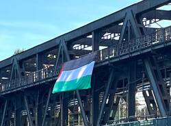 Manifestazione pro Palestina sul ponte di Sesto