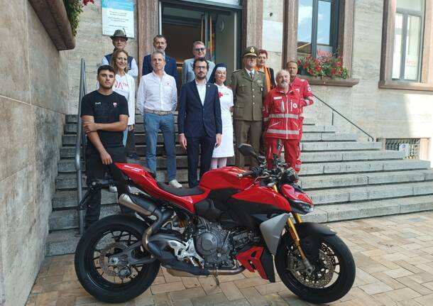 Motogiro croce rossa