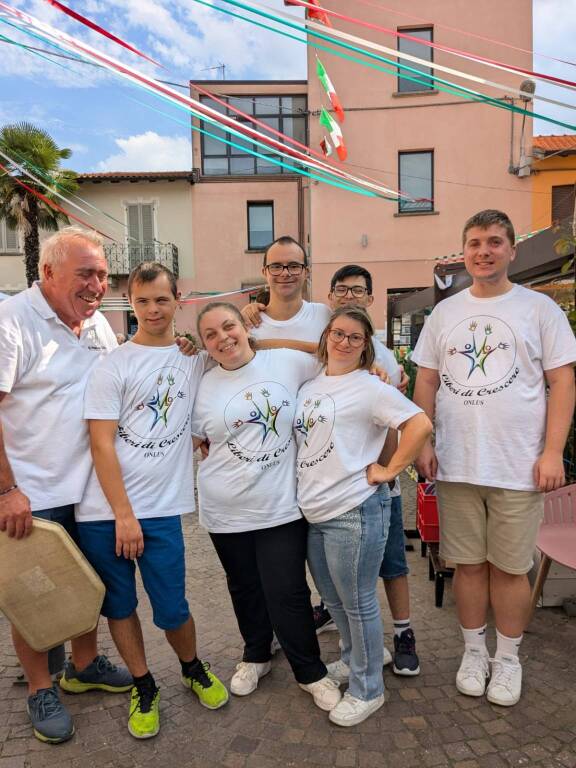 Pienone in centro a Taino al Pranzo della domenica