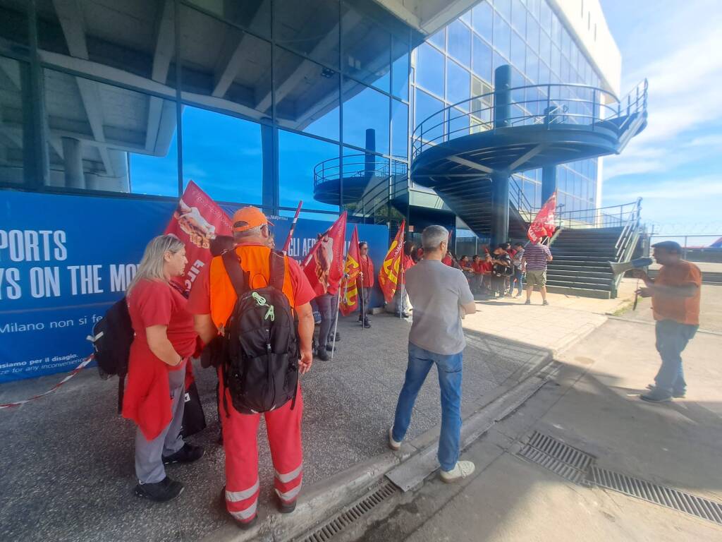 Protesta addette pulizia scalo Malpensa 6 settembre 20205