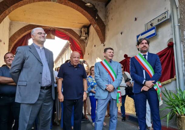Rescaldina dà il benvenuto al nuovo parroco don Achille Fumagalli